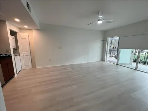 946 Bay Drive Miami Beach FL 33141