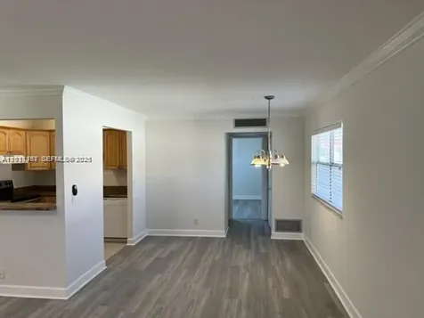 594 Saxony M Delray Beach FL 33446
