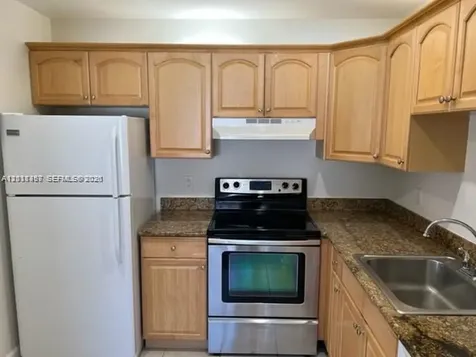 594 Saxony M Delray Beach FL 33446