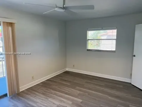 594 Saxony M Delray Beach FL 33446