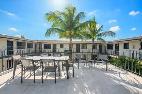 1310 W 29th Street Hialeah FL 33012