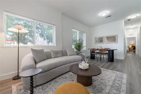 44 NW 10th Avenue Miami FL 33128