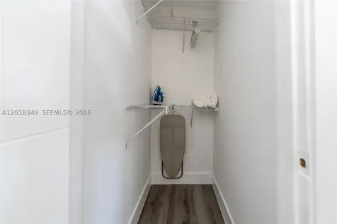44 NW 10th Avenue Miami FL 33128