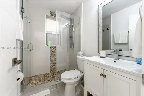 44 NW 10th Avenue Miami FL 33128