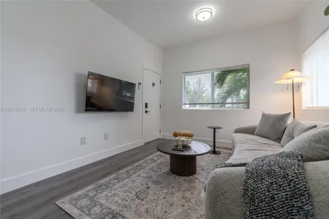 44 NW 10th Avenue Miami FL 33128