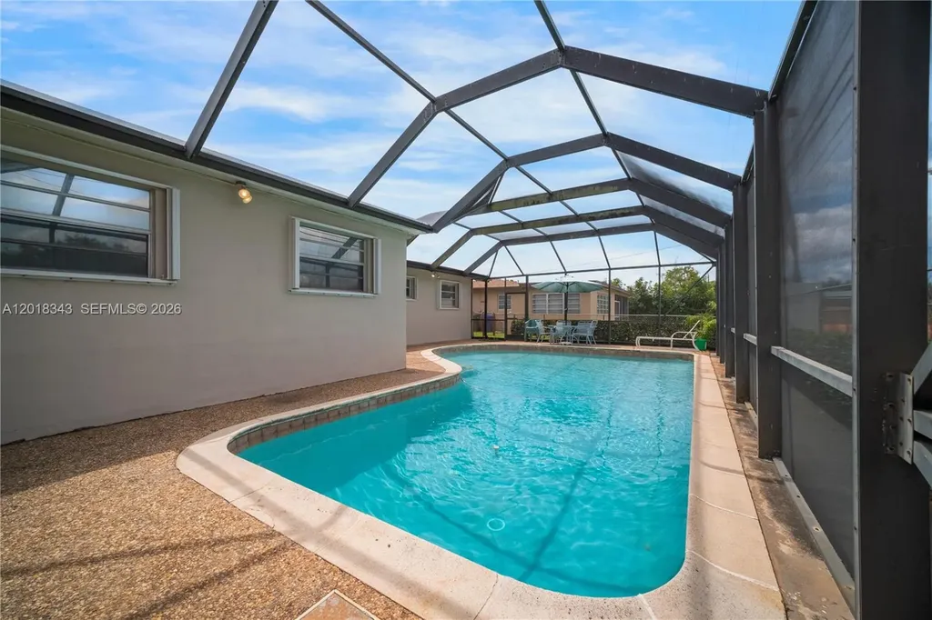 810 NW 78th Avenue Pembroke Pines FL 33024
