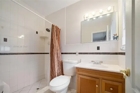 810 NW 78th Avenue Pembroke Pines FL 33024