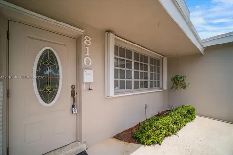 810 NW 78th Avenue Pembroke Pines FL 33024
