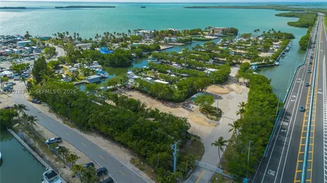 100 Morr Ln C13 Key Largo FL 33037