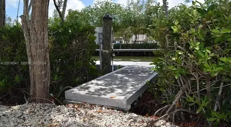 100 Morr Ln C13 Key Largo FL 33037