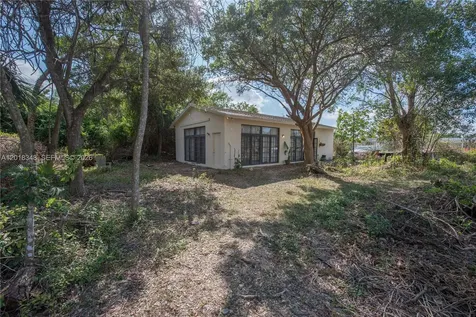 31020 SW 193rd Avenue Homestead FL 33030