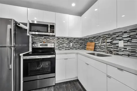 1051 SW 1st Street Miami FL 33130