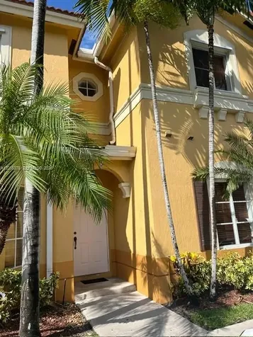 10777 NW 84th Lane Doral FL 33178