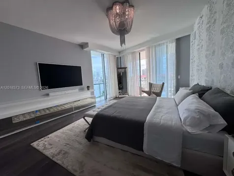 3250 NE 188th Street Aventura FL 33180