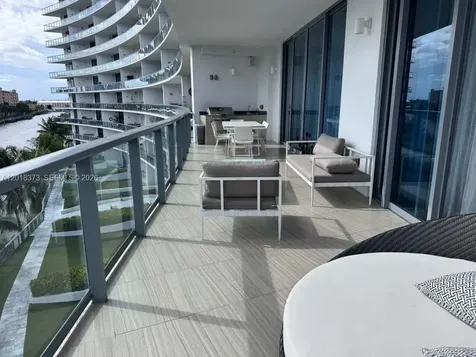 3250 NE 188th Street Aventura FL 33180
