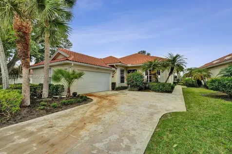 7968 SE Double Tree Drive Hobe Sound FL 33455