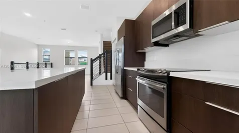 10467 NW 82nd Street Doral FL 33178
