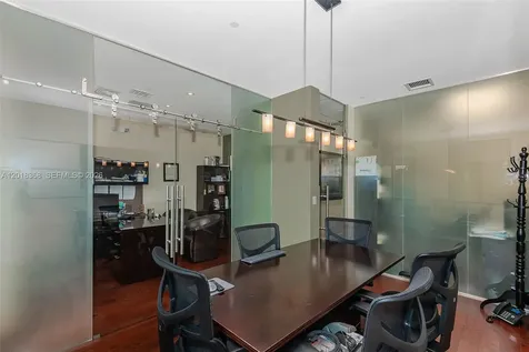 5599 S University Drive Davie FL 33328