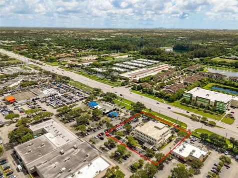5599 S University Drive Davie FL 33328