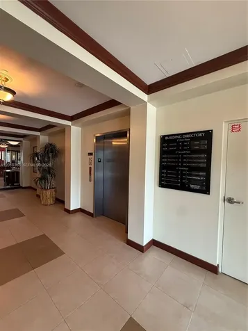 5599 S University Drive Davie FL 33328