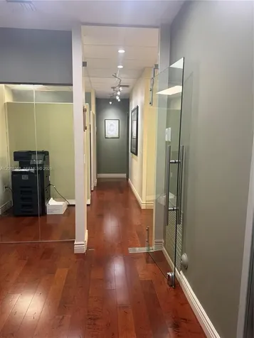 5599 S University Drive Davie FL 33328