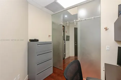 5599 S University Drive Davie FL 33328