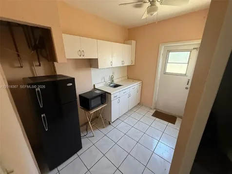 18054 SW 92nd Court Palmetto Bay FL 33157