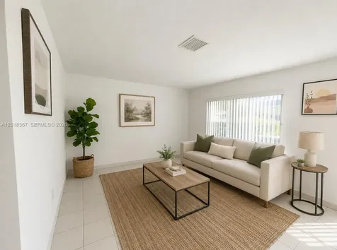 18054 SW 92nd Court Palmetto Bay FL 33157