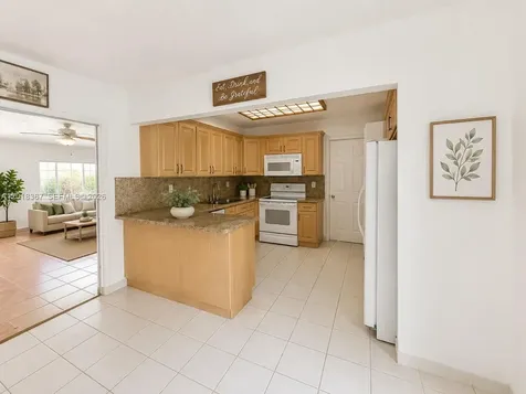 18054 SW 92nd Court Palmetto Bay FL 33157