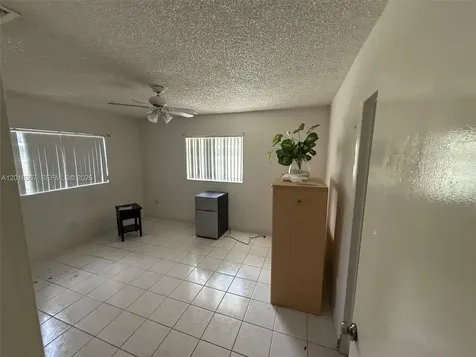18054 SW 92nd Court Palmetto Bay FL 33157