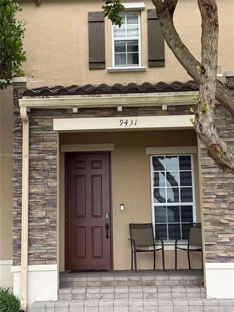 9431 SW 172nd Avenue Miami FL 33196