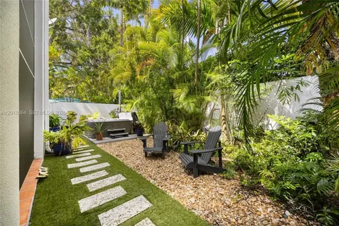 2721 SW 22nd Avenue Coconut Grove FL 33133