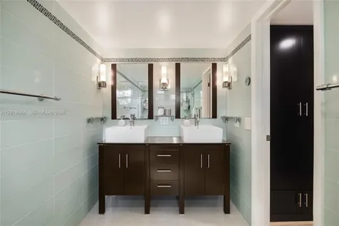 2721 SW 22nd Avenue Coconut Grove FL 33133
