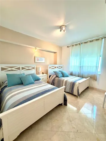 3330 NE 190th Street Aventura FL 33180