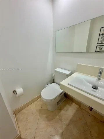 3330 NE 190th Street Aventura FL 33180