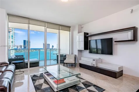 3330 NE 190th Street Aventura FL 33180