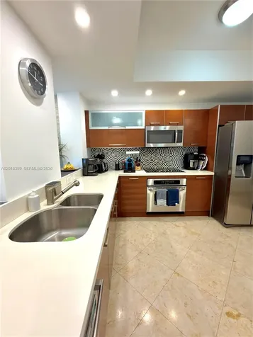 3330 NE 190th Street Aventura FL 33180