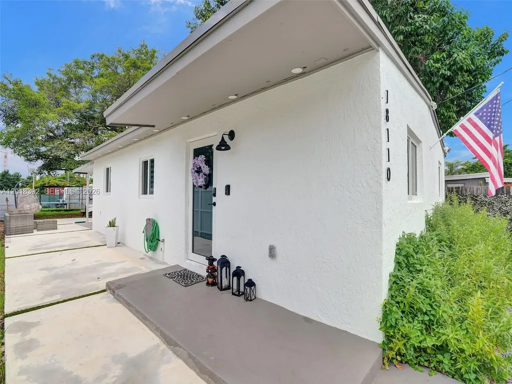 10222 SW 181st Street Miami FL 33157