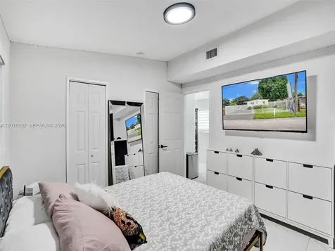 10222 SW 181st Street Miami FL 33157