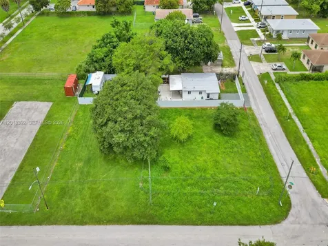 10222 SW 181st Street Miami FL 33157