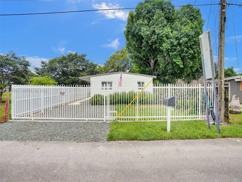 10222 SW 181st Street Miami FL 33157