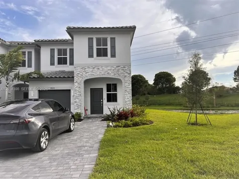 4616 NW 120th Way Coral Springs FL 33076
