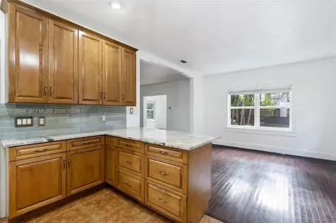 2465 Inagua Avenue Miami FL 33133