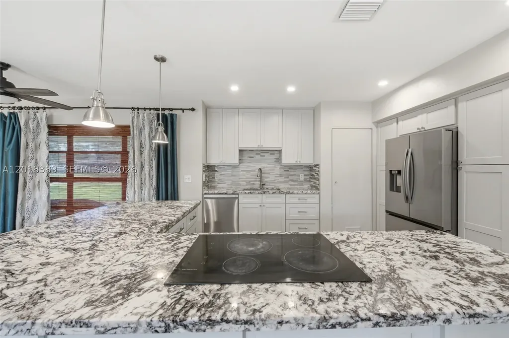 109 S 57th Avenue Hollywood FL 33023
