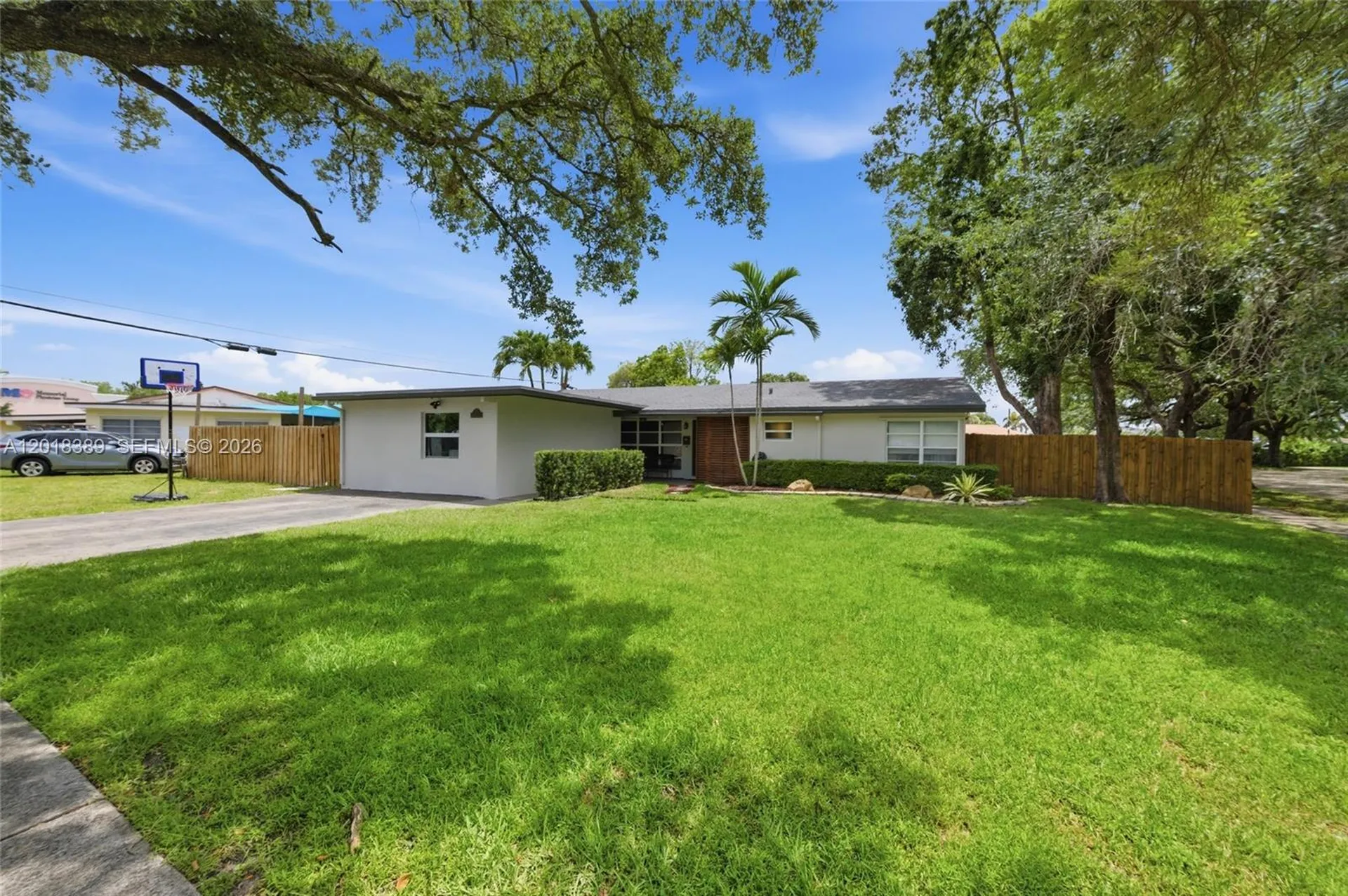 109 S 57th Avenue Hollywood FL 33023