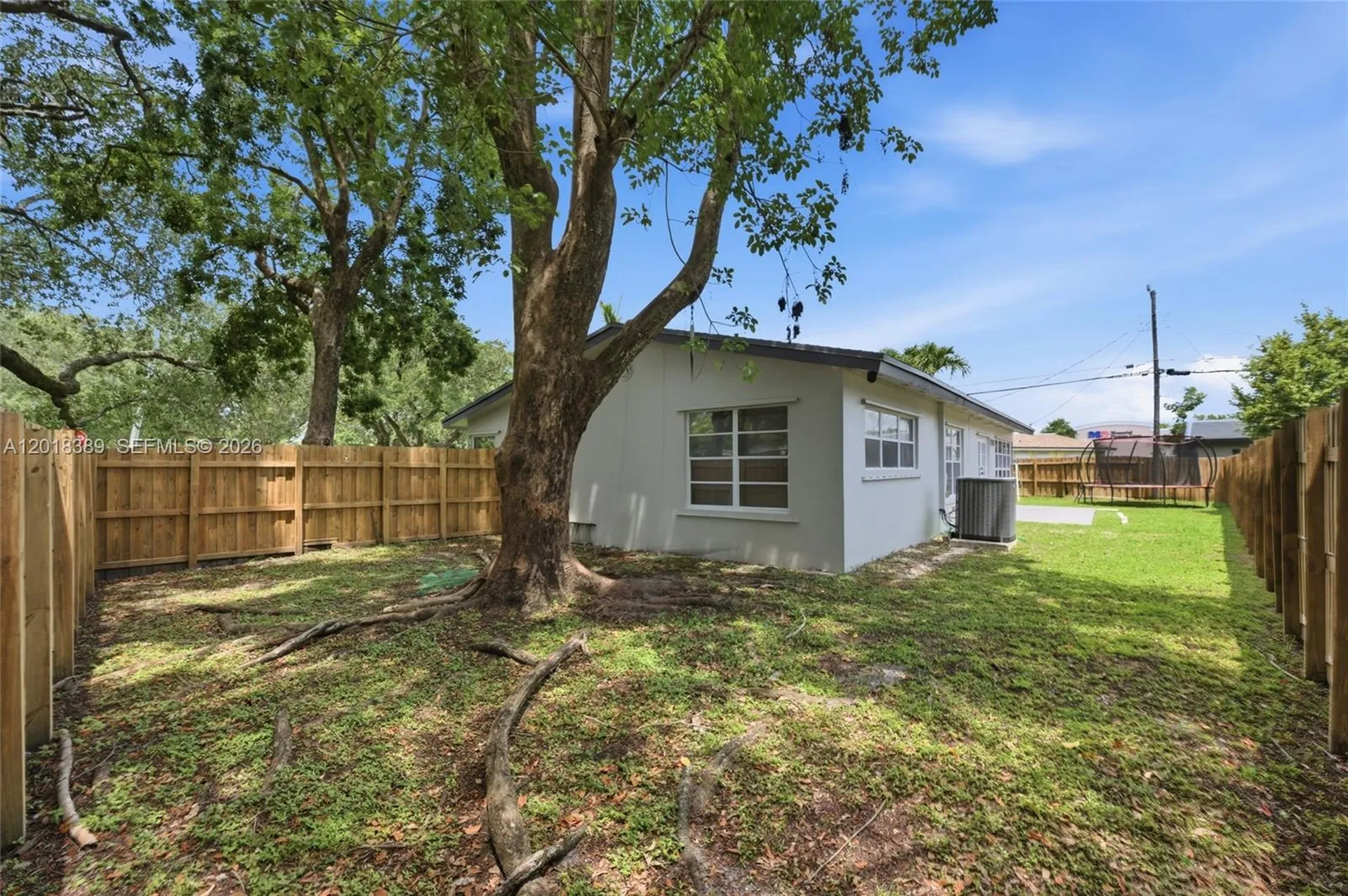 109 S 57th Avenue Hollywood FL 33023