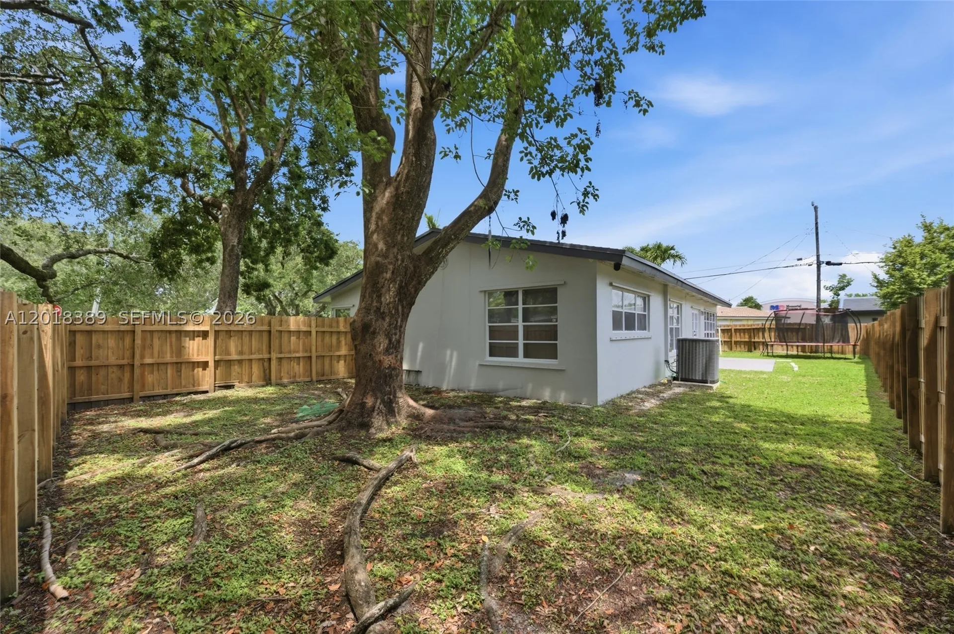 109 S 57th Avenue Hollywood FL 33023