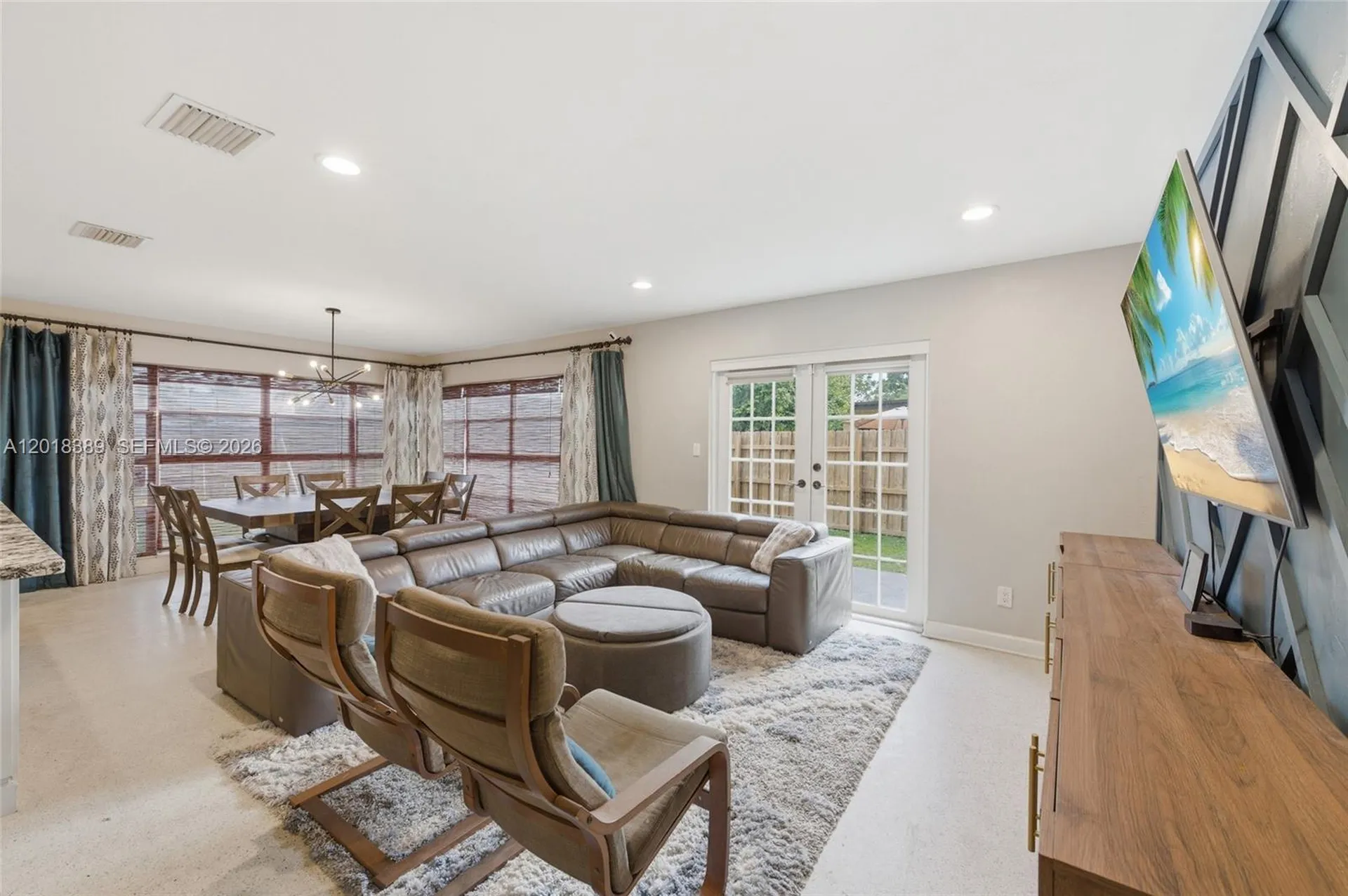 109 S 57th Avenue Hollywood FL 33023