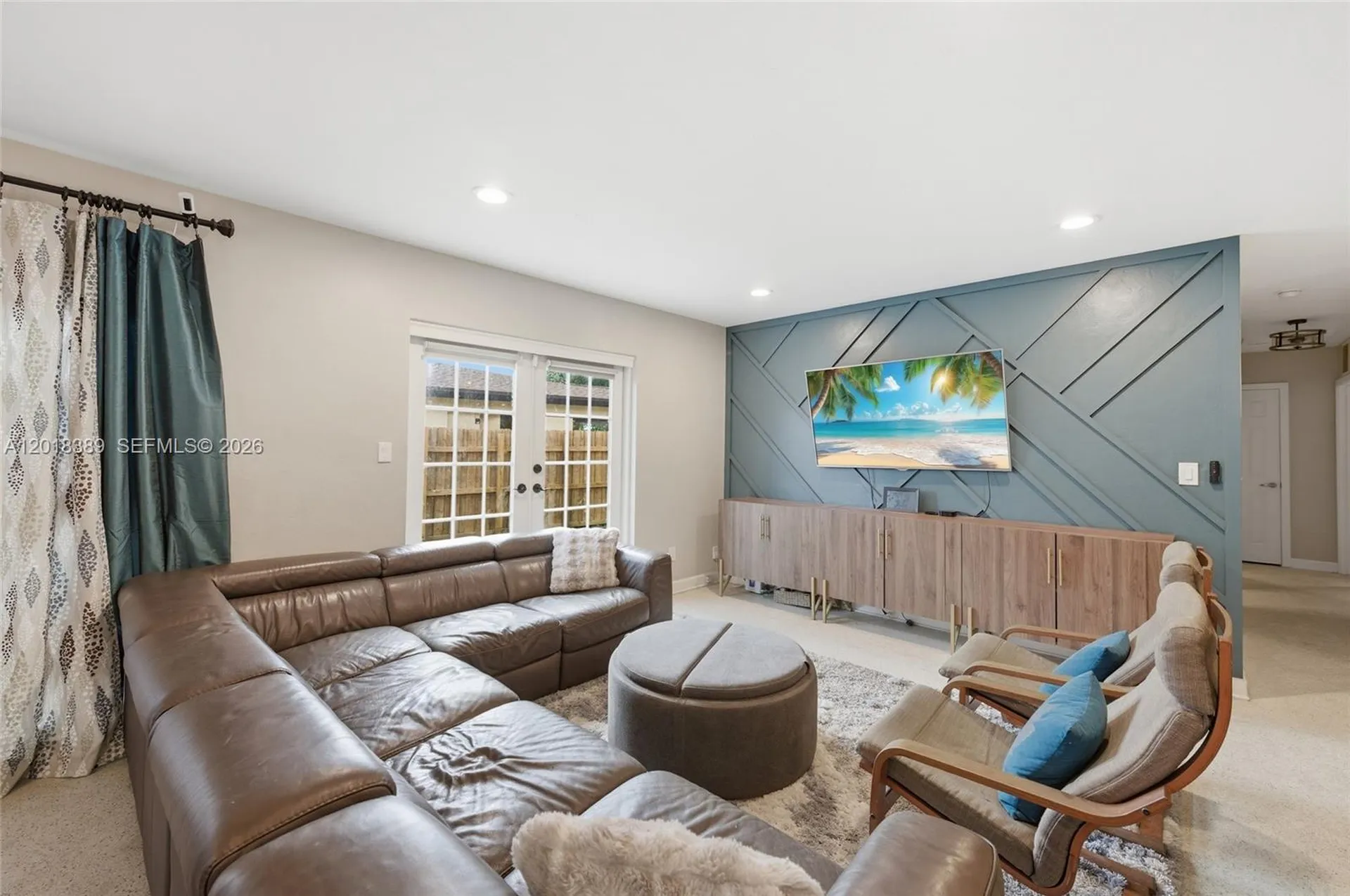 109 S 57th Avenue Hollywood FL 33023