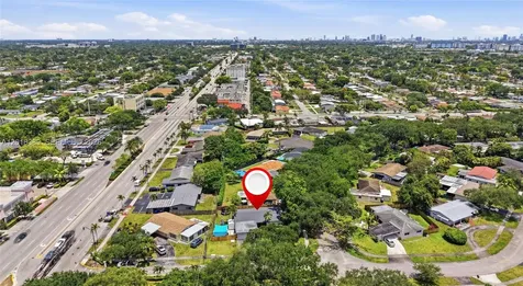 109 S 57th Avenue Hollywood FL 33023